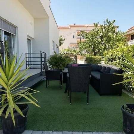 아파트 Luxury Golden Dreams *