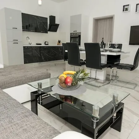 Luxury Golden Dreams