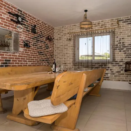 Luxury Golden Dreams