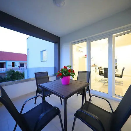 Luxury Golden Dreams