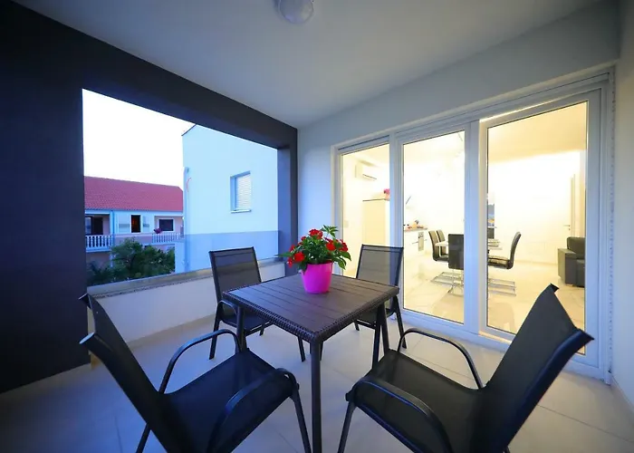 Luxury Golden Dreams